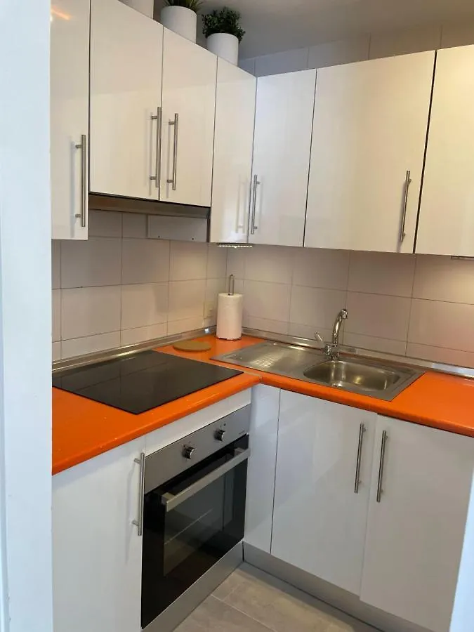 Apartamento En Torremolinos Con Piscina شقة