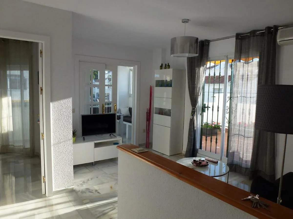 Apartamento En Torremolinos Con Piscina